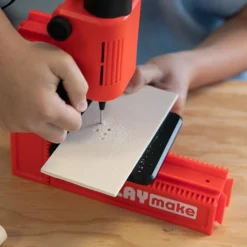 PLAYmake 4 In 1 Houtbewerkingsmachine Houtdraaibank -Peuter Plezier Verkoopwinkel 801200 playmake kolomboor speelactief 3