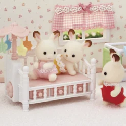 Sylvanian Families Bed Voor Drieling Met Mobiel SF5534 -Peuter Plezier Verkoopwinkel 87915898 3981768895