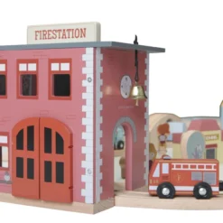 Little Dutch Railway Brandweerkazerne -Peuter Plezier Verkoopwinkel LD4490 little dutch railway brandweerkazerne 2