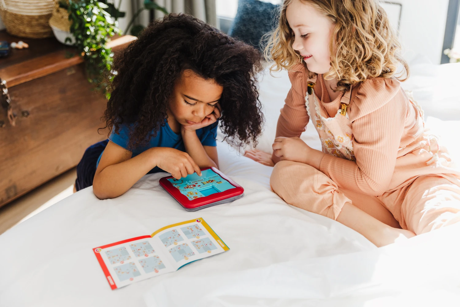 SmartGames SG428 Robot Factory Denkspel Puzzelspel 5 SmartGames SG428 Robot Factory Denkspel Puzzelspel - Image 3