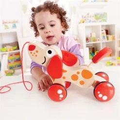 Trekfiguur – Hape – Pepe Pull Along -Peuter Plezier Verkoopwinkel houten trekfiguur hape walk a long puppy 3